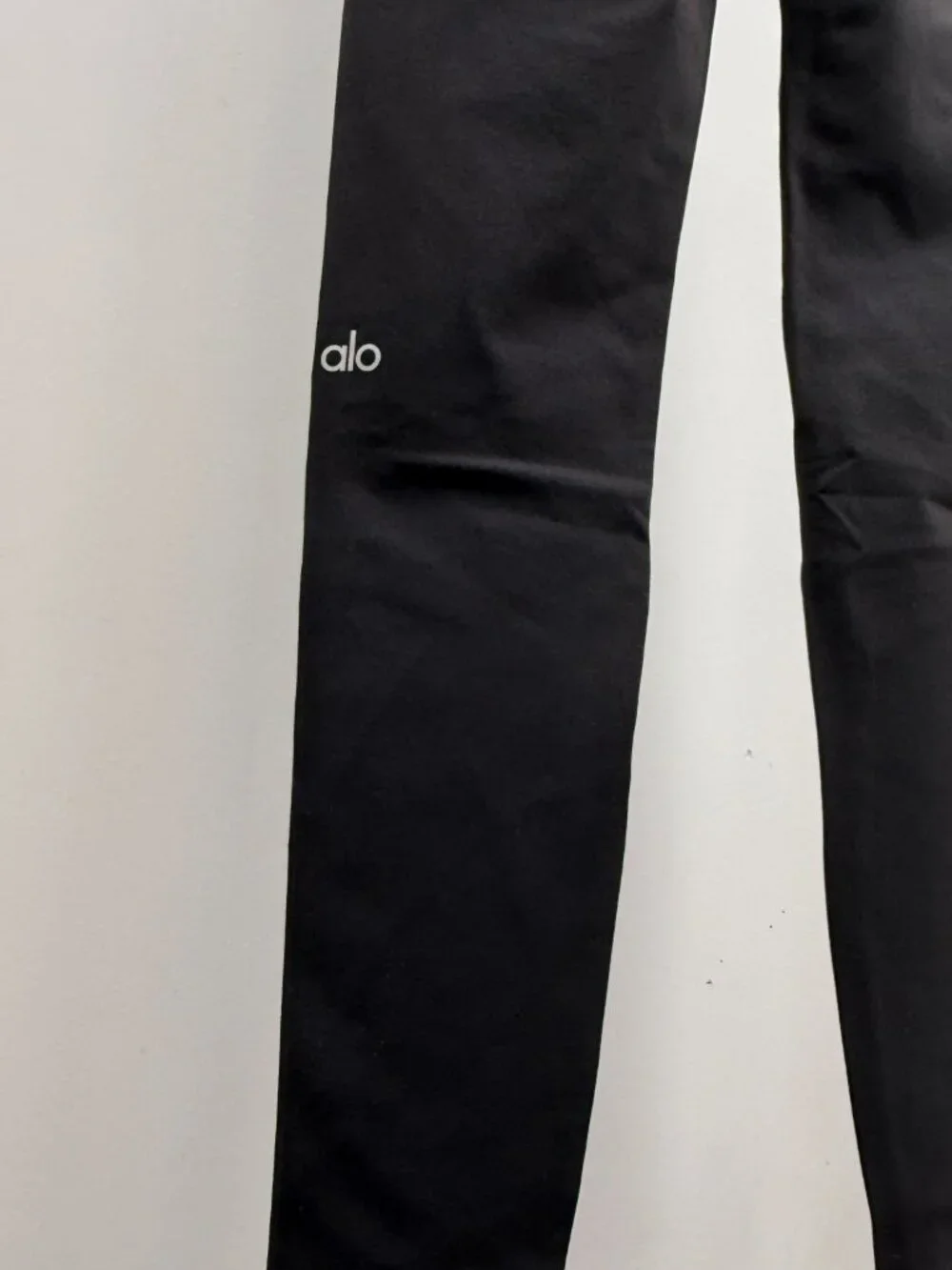Alo Black & White Piped Sports Set